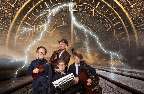 „Uwaga! erfindet die Zeitmaschine“